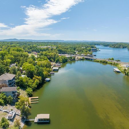 Ember'S View, Spa City Jewel- Lovely Lake Condo هوت سبرنغز المظهر الخارجي الصورة